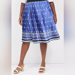 NWT Lane Bryant blue print mid length skirt with pockets 26 4xl elastic waist